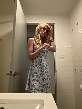CelestialRuby on StripChat 