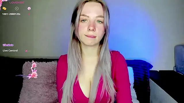CortneyCane — bounce my boobies :P