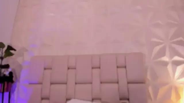 DannaJhonson1 on StripChat 