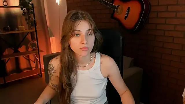EllieCutes on StripChat 