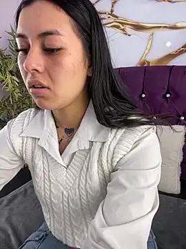 emily_22x — Ride dildo