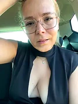 EmyLana — Nue reste du live