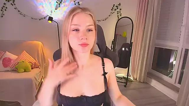 Eva_Davi — HARD PUSSY FUCK+SQUIRT