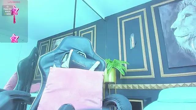 evelin_leroy on StripChat 