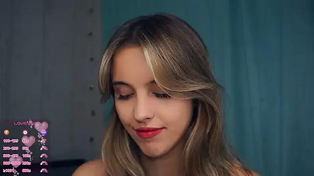 FannyHewson on StripChat 