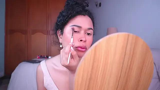 GabriSaenz — Show cum