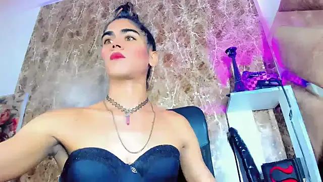 hannabigdirty on StripChat 