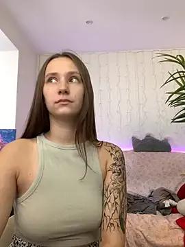 HotCaramellsTV — DOGGY NO PANTIES +GIFT4LT