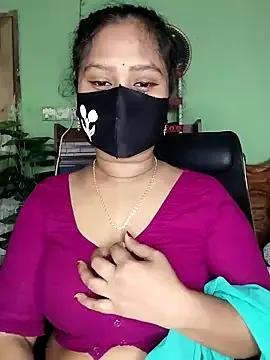 Idhika-Paul on StripChat 