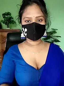 Idhika-Paul on StripChat 