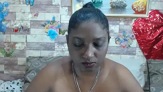 Indian_tracy on StripChat 