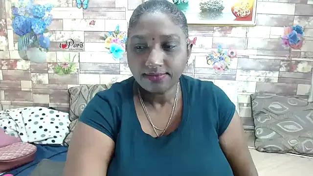 Indian_tracy on StripChat 