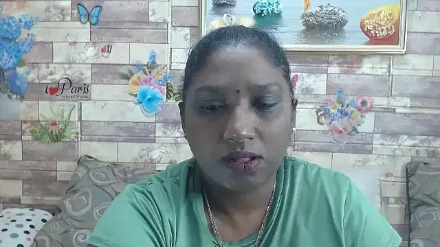 Indian_tracy on StripChat 