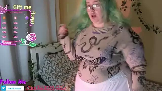JannetPie on StripChat 