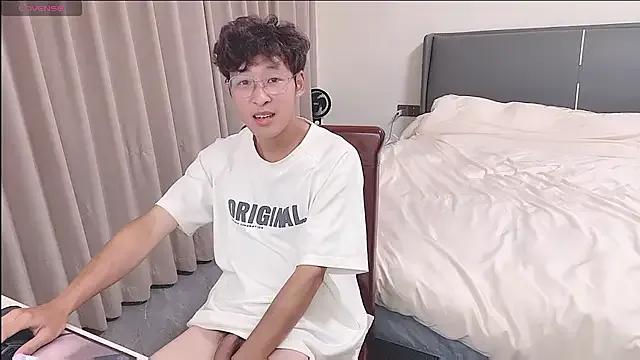 ju-zi8 — Freechat on StripChat