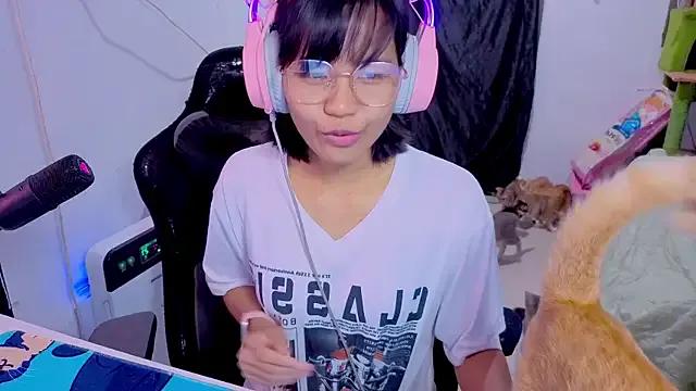 Kana_G — Strip tease 