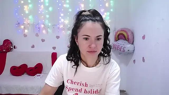 KaraCriegs on StripChat 