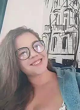 KellyKleine on StripChat 