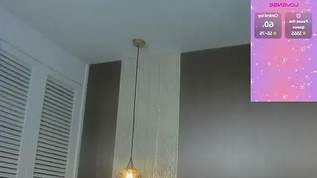 Kim_Lennon — Show me your pretty tits 