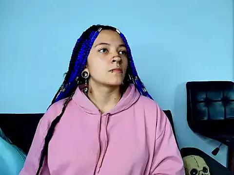 Kitty_ravee on StripChat 