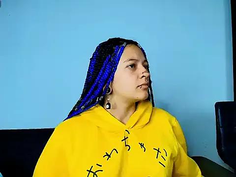 Kitty_ravee on StripChat 