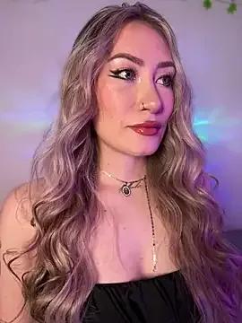 Lally_Valencia__ on StripChat 