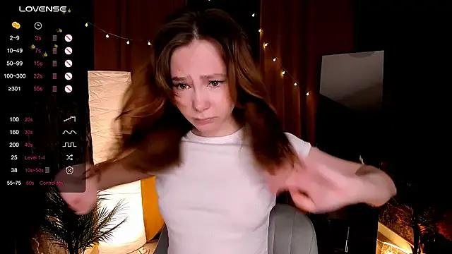 LanaBlu_ on StripChat 