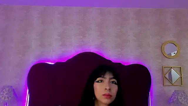 LaylaaDoll on StripChat 