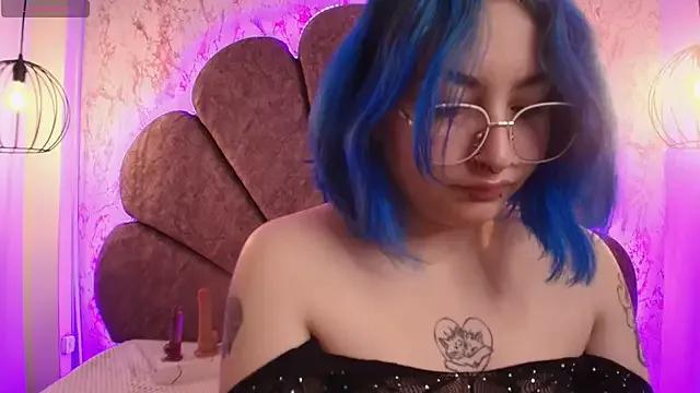 Lilith_curvy on StripChat 