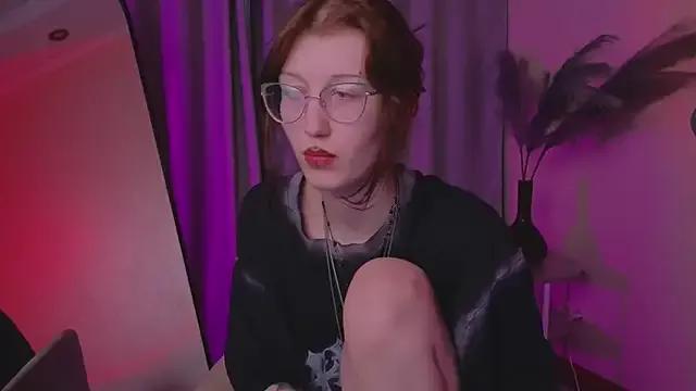 lissaros on StripChat 