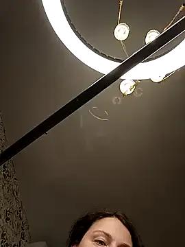 Lola_Hale on StripChat 