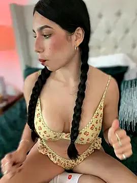 LoveLillyy — PRETZEL POSE AND SPREAD PUSSY