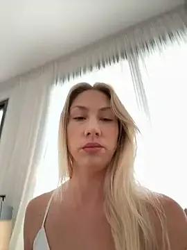 LuisaBecker — Free video last tip 