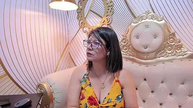 Madame_Jay on StripChat 