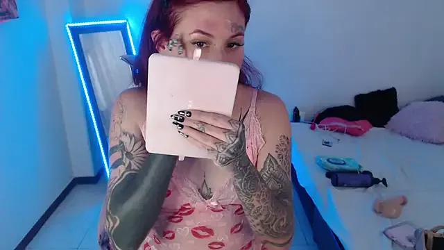 Maddy_Vicius19 — oil in my tits