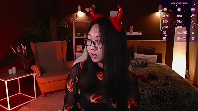 Marine_Vact — Spanks my body + oil show