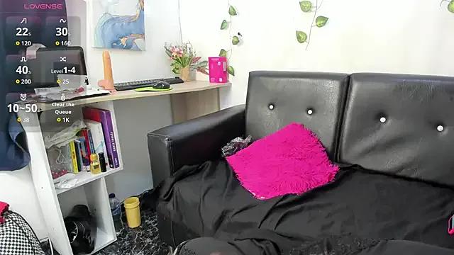 Mishell_Bons — I fuck myself with the dildo for 3 minut