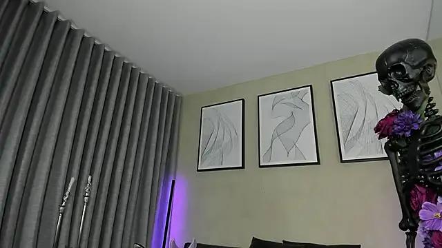 Morgan_Hilll_ — Deepthroat on my knees