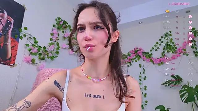 MyLoulaby — COWGIRL