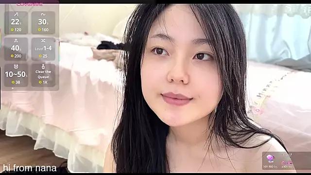 nanaliu6 on StripChat 