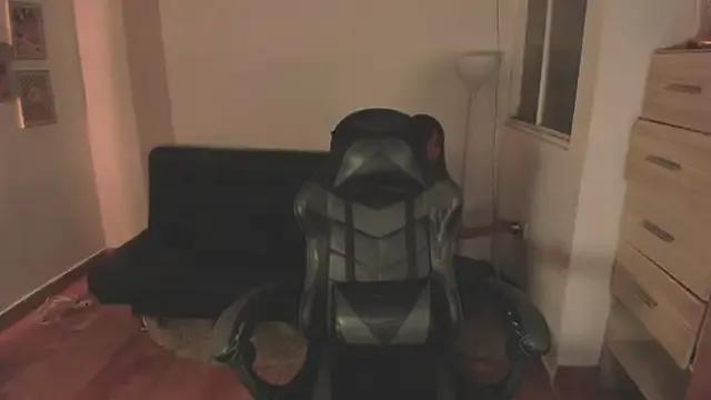 Nikkita_Dragon on StripChat 