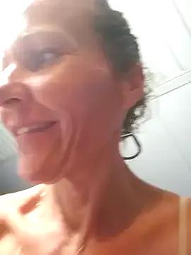 PhynneNicole — Bra off