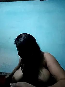 Ripa- — Boobs show