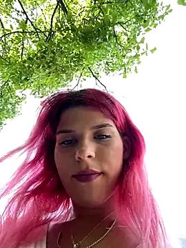 RiriRoseey — FlashBoobs+Squeeze&PinchVidLastTip