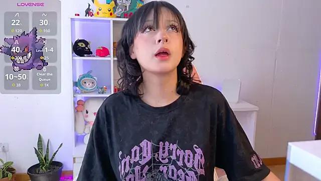 Sallie_Doll — Private on StripChat