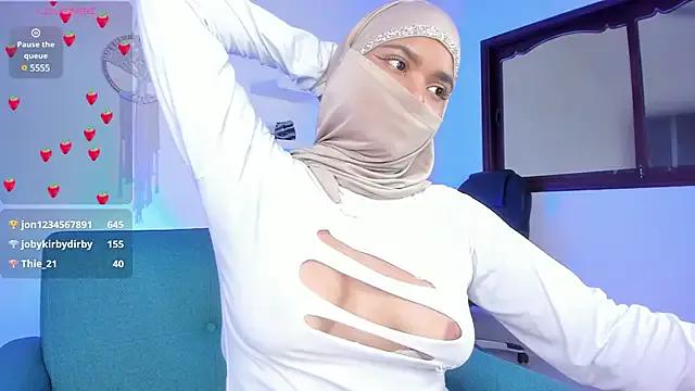 saray_halam on StripChat 