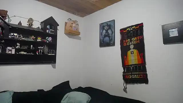 sarayy_collins1 on StripChat 