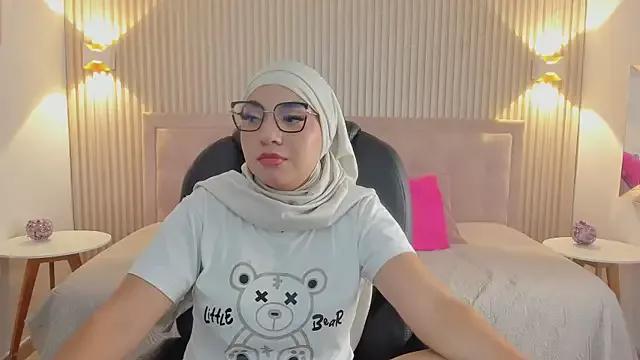 Sooffii_1 on StripChat 
