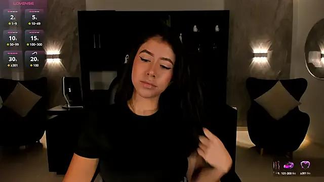 SussanElliot on StripChat 