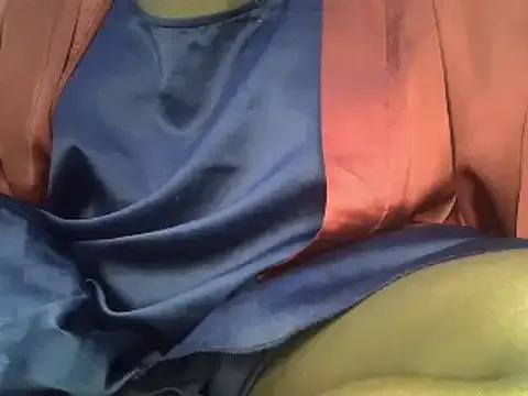 sweet18creamybigpussy on StripChat 